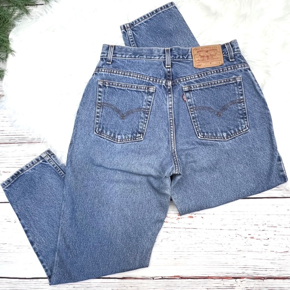 👖|•LEVI'S•| Old School 550 Tapered Leg Relaxed Fit Jean Sz 12 Mis SHORT - Picture 3 of 4